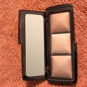 Hourglass ambient lighting palette